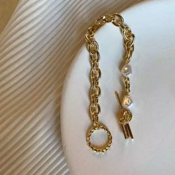 Fashion Coin multilayered Gold bracelet - Picture 3 of 4